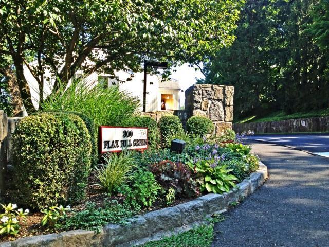 300 Flax Hill Road, Unit 22 Norwalk, CT 06854 - Photo 1 of 1