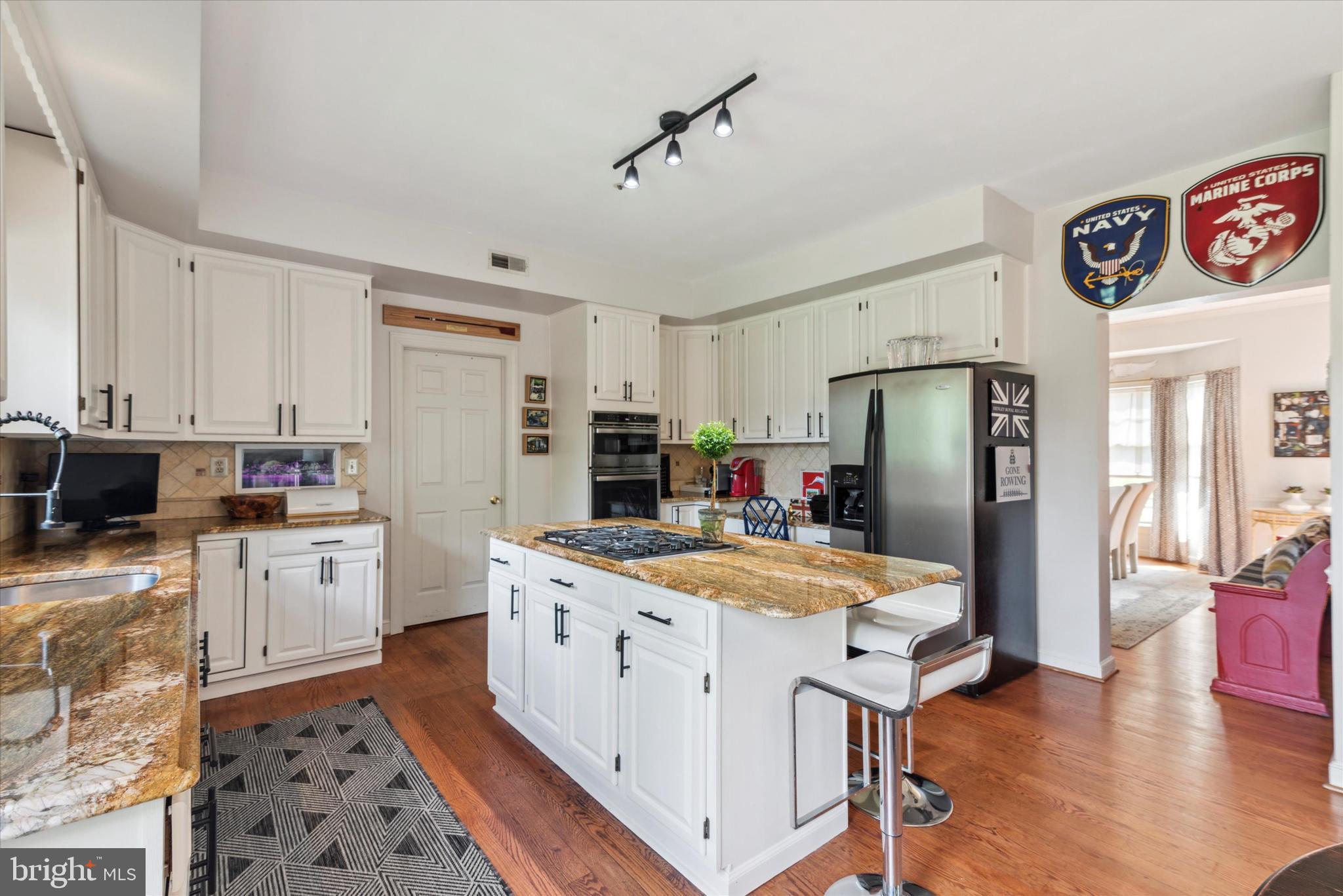 320 Sentry Lane Wayne, PA 19087 - Photo 7 of 35