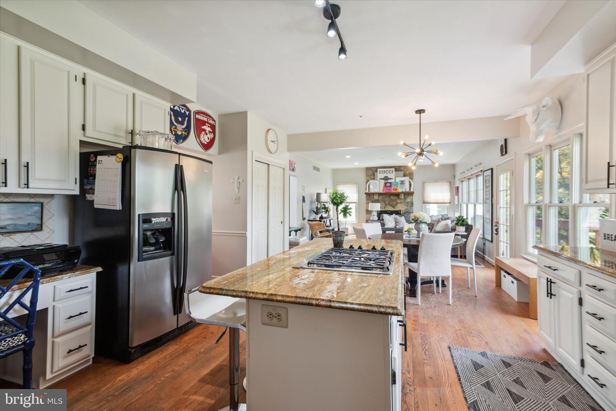 320 Sentry Lane Wayne, PA 19087 - Photo 8 of 35