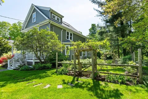 $2,238,000 | 18 Hill Street, Lexington, MA 02421