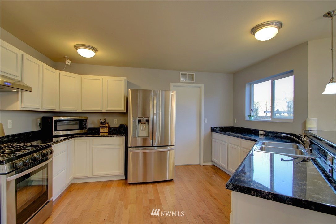 5226 Wellspring Road Mount Vernon, WA 98273 - Photo 11 of 25 Gallery Image 11