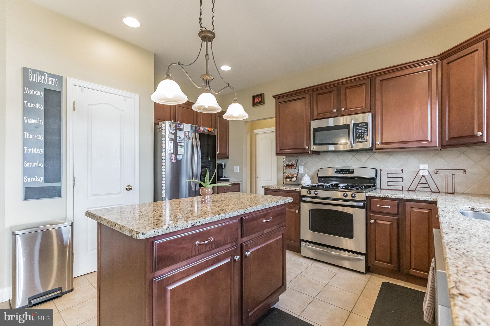 152 Windsor Way Mount Royal, NJ 08061 - Photo 8 of 30