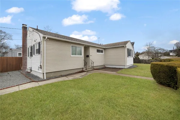 $450,000 | 20 Cleveland Street, West Warwick, RI 02893