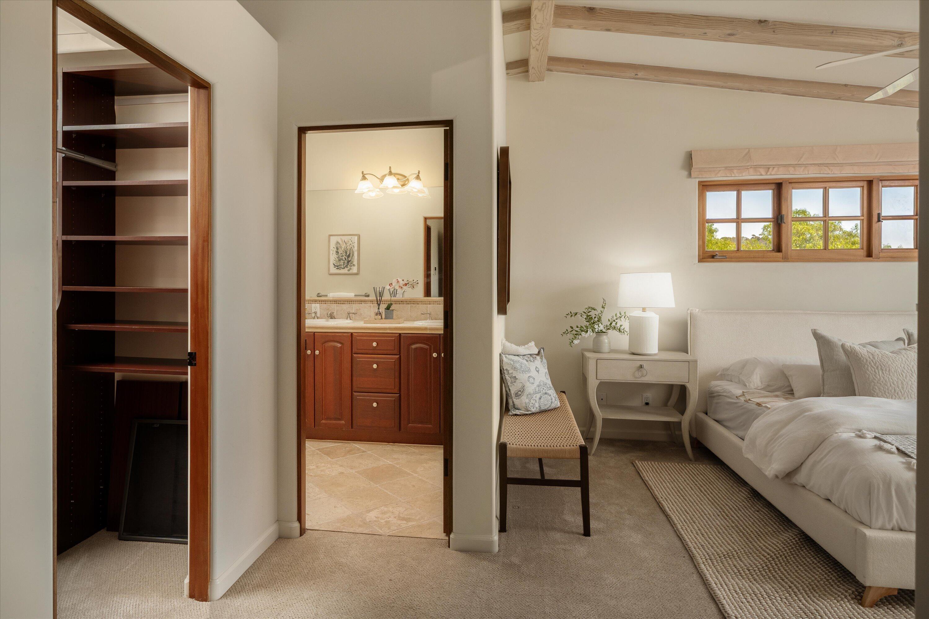2782 Exeter Place Santa Barbara, CA 93105 - Photo 17 of 39 Primary Suite