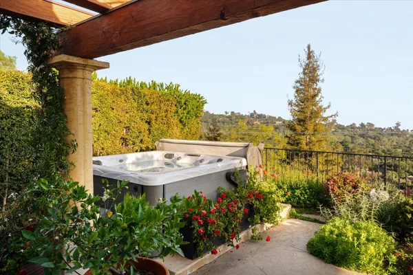 $3,195,000 | 2782 Exeter Place, Santa Barbara, CA 93105