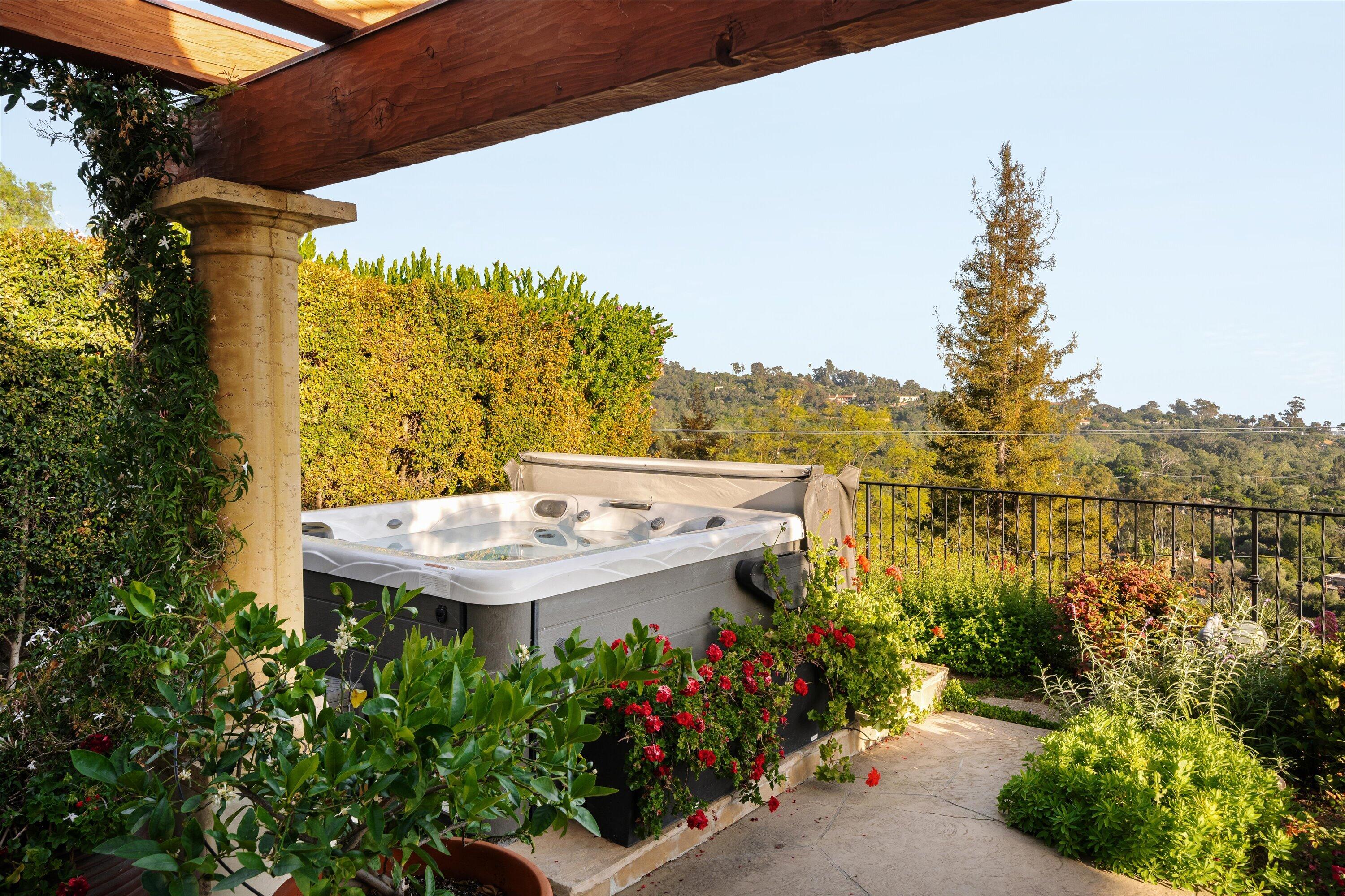 2782 Exeter Place Santa Barbara, CA 93105 - Photo 30 of 39 Spa with view!