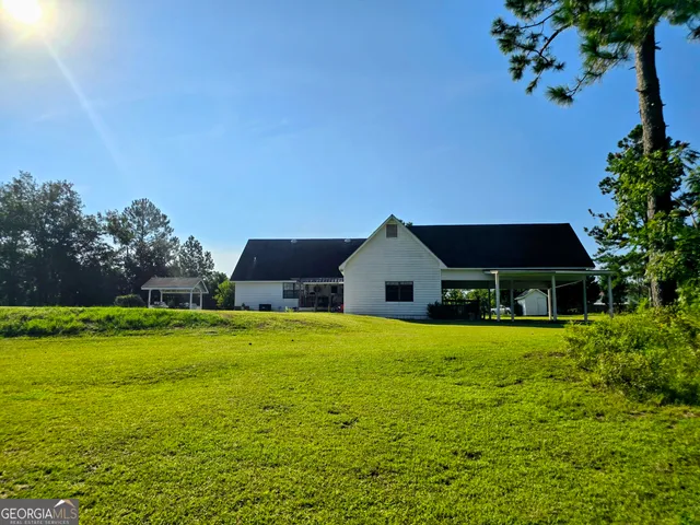 $367,000 | 11 Holy Hill Road, Hazlehurst, GA 31539