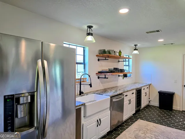 $367,000 | 11 Holy Hill Road, Hazlehurst, GA 31539