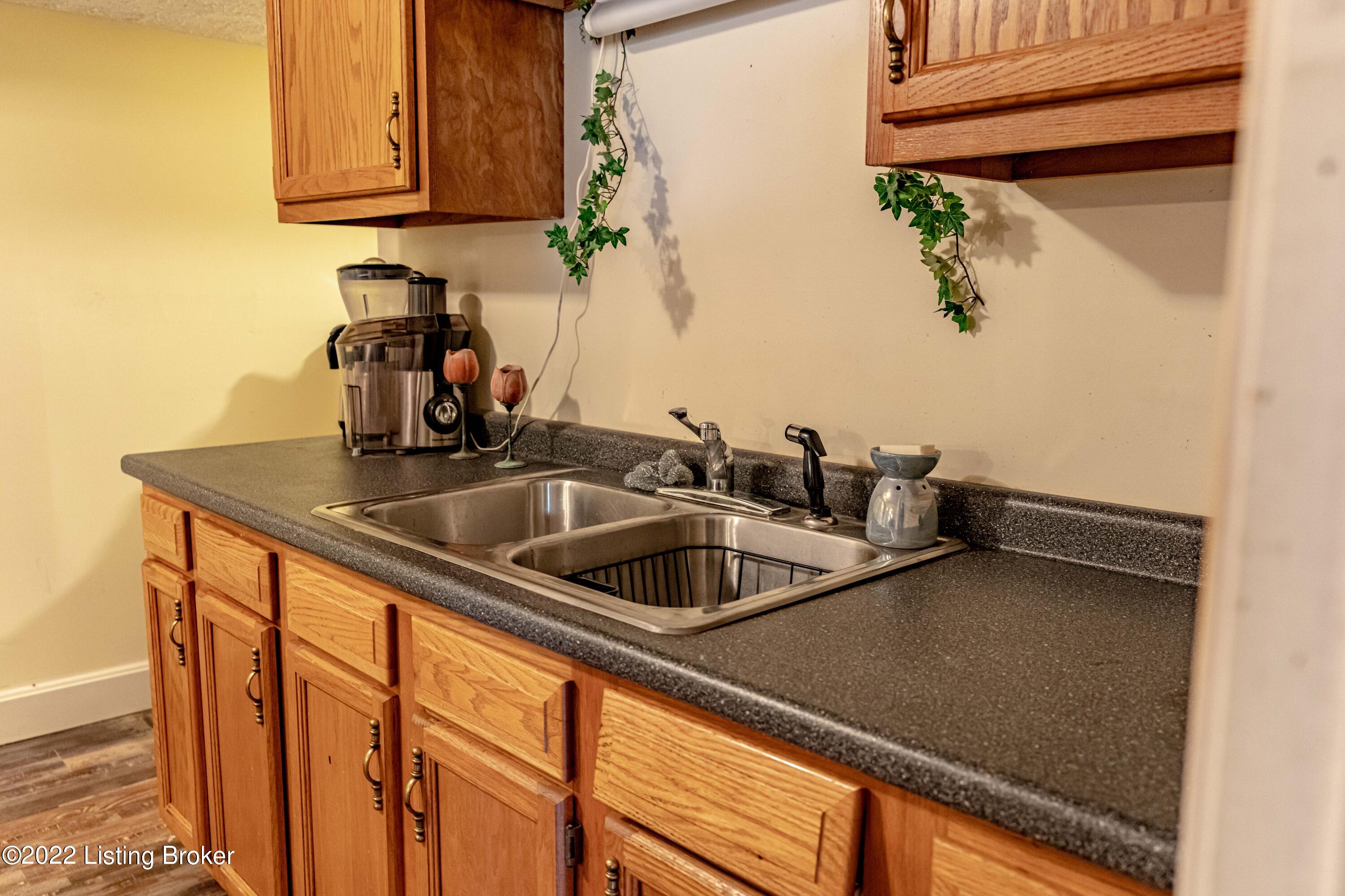 6512 Bowling Green Road Caneyville, KY 42721 - Photo 48 of 116 DSC07735