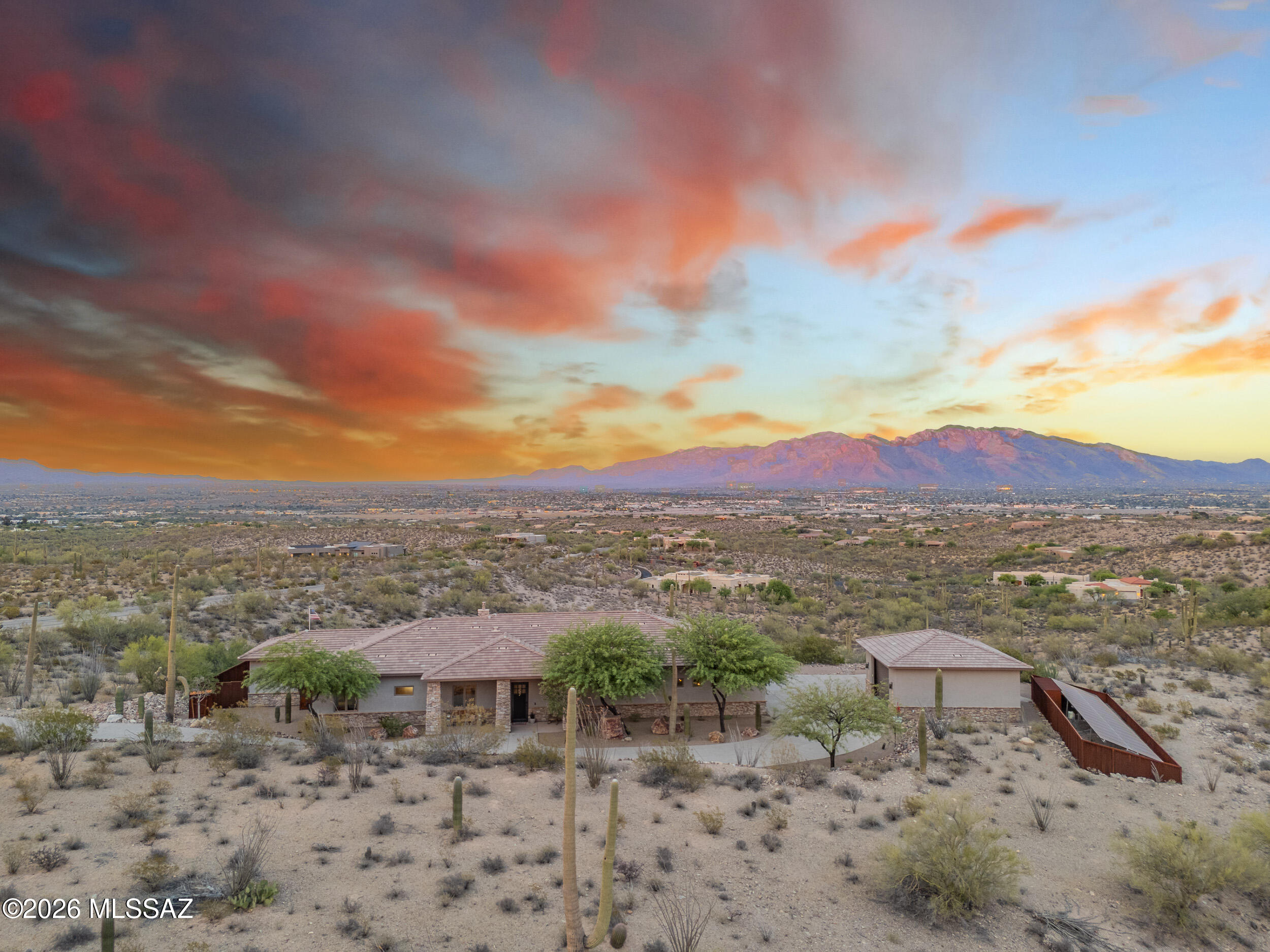 5790 North Abington Road Tucson, AZ 85743 - Photo 50 of 52 011