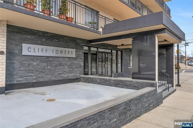 $1,625 | 233 12th Street, Unit 3H, Palisades Park, NJ 07650