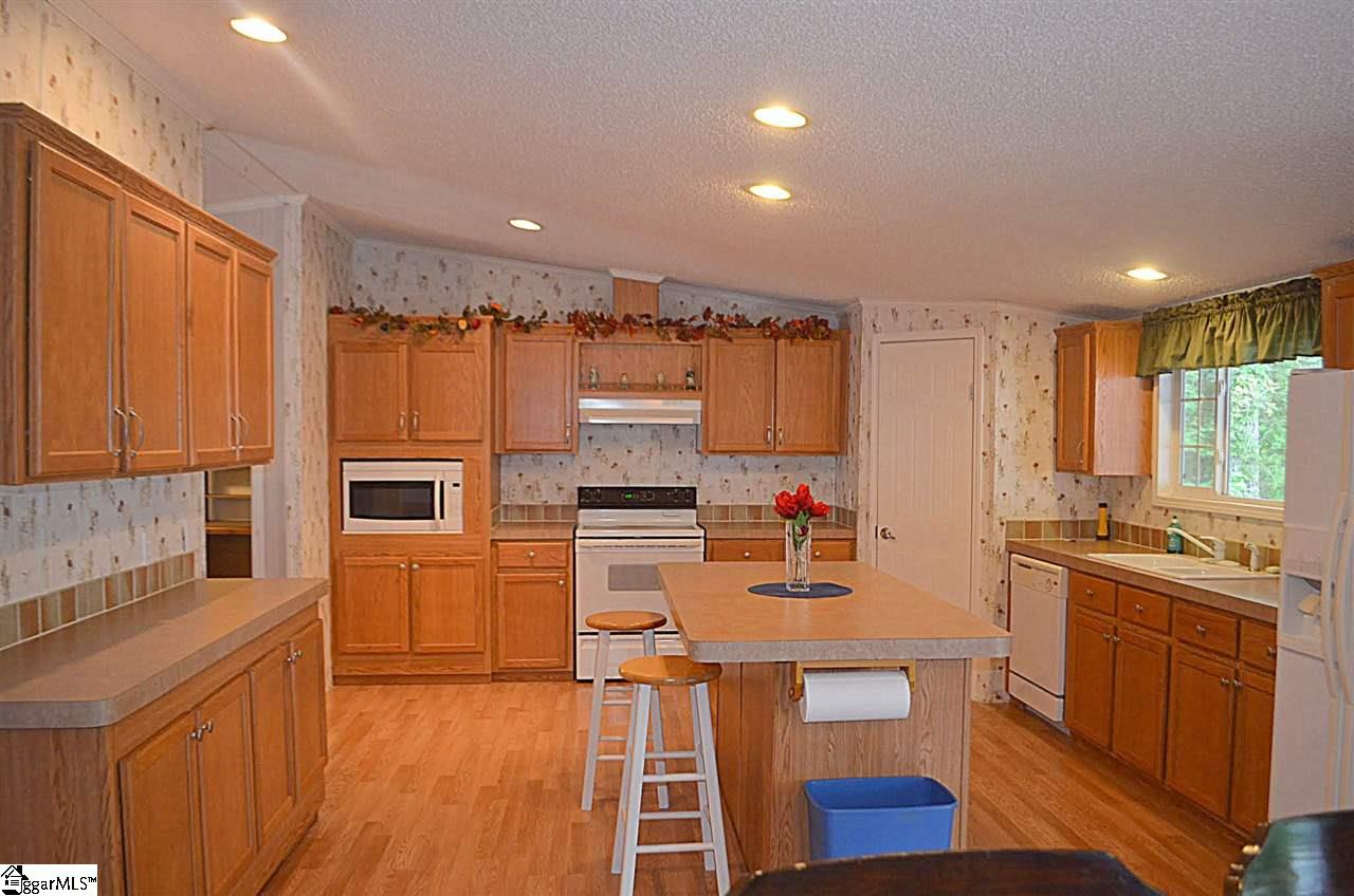 37 Neal Road Taylors, SC 29687 - Photo 8 of 36