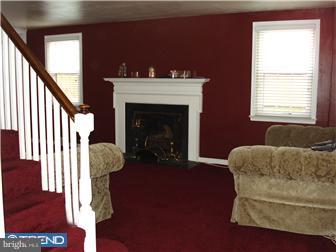 1521 James Road Wynnewood, PA 19096 - Photo 5 of 11 Living Room