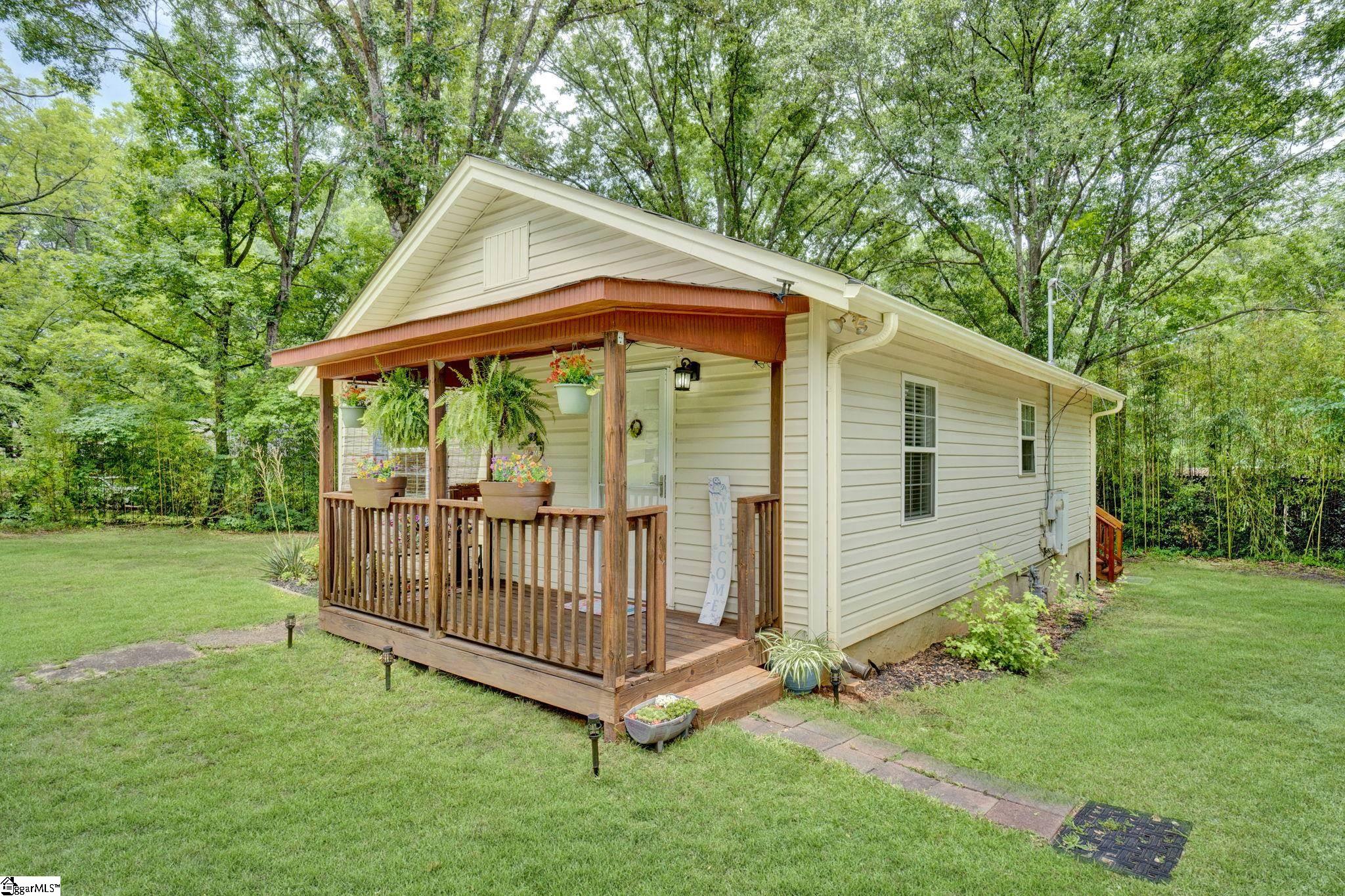 301 South E Street Easley, SC 29640 - Photo 44 of 49