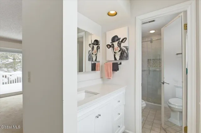 $397,000 | 22 Loudonwood East, Colonie, NY 12211