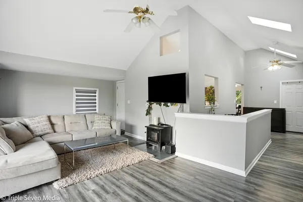 $329,000 | 28629 West Ravine Drive, Barrington, IL 60010