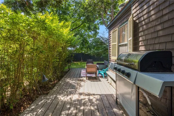 $3,000 | 37 Concord Drive, Middletown, RI 02842