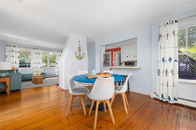 $3,000 | 37 Concord Drive, Middletown, RI 02842