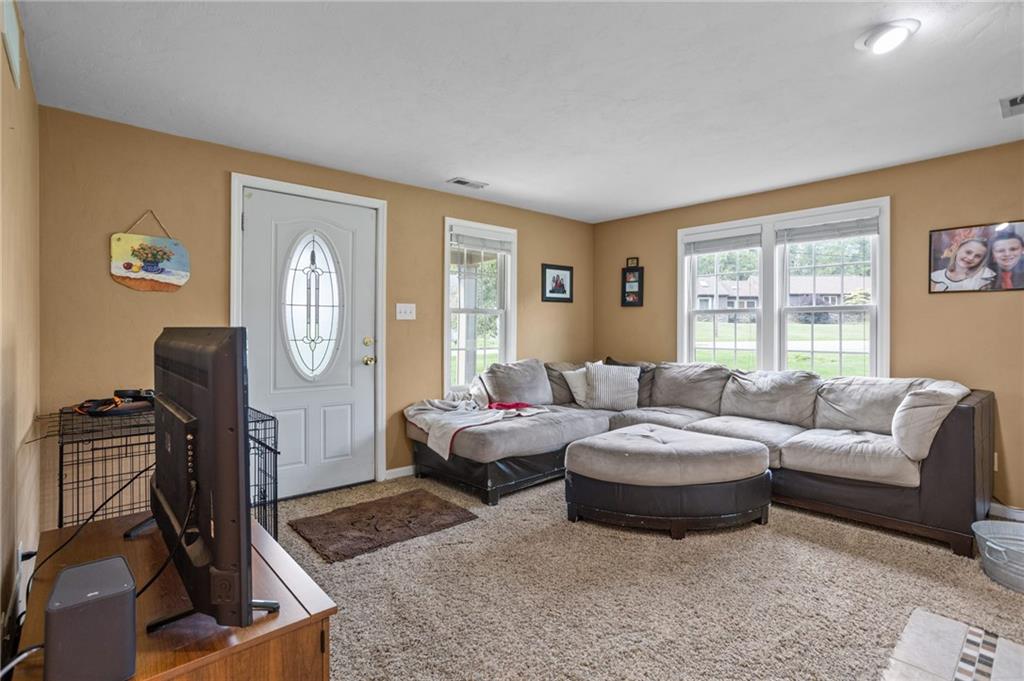 113 Evergreen Road Trafford, PA 15085 - Photo 18 of 30 Living Room