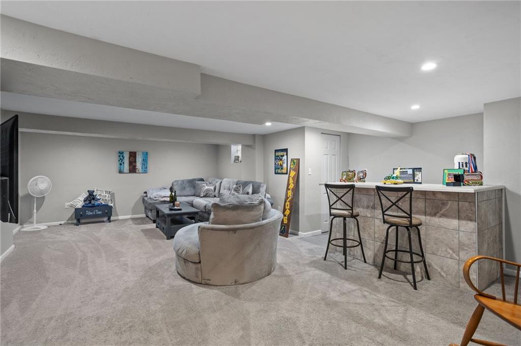 113 Evergreen Road Trafford, PA 15085 - Photo 25 of 30 Family Room