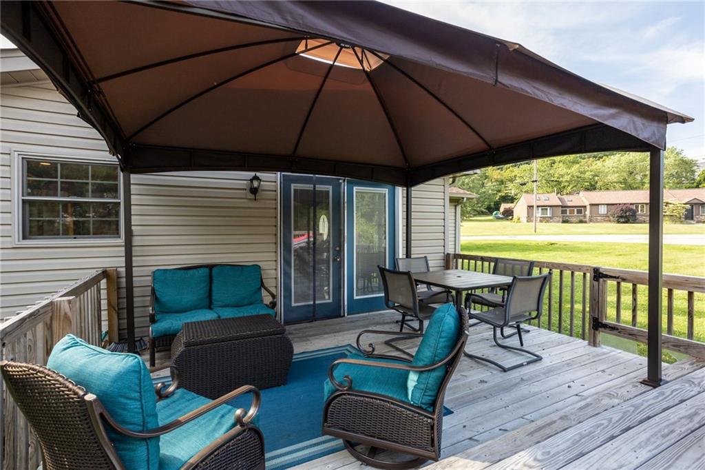 113 Evergreen Road Trafford, PA 15085 - Photo 7 of 30 Deck