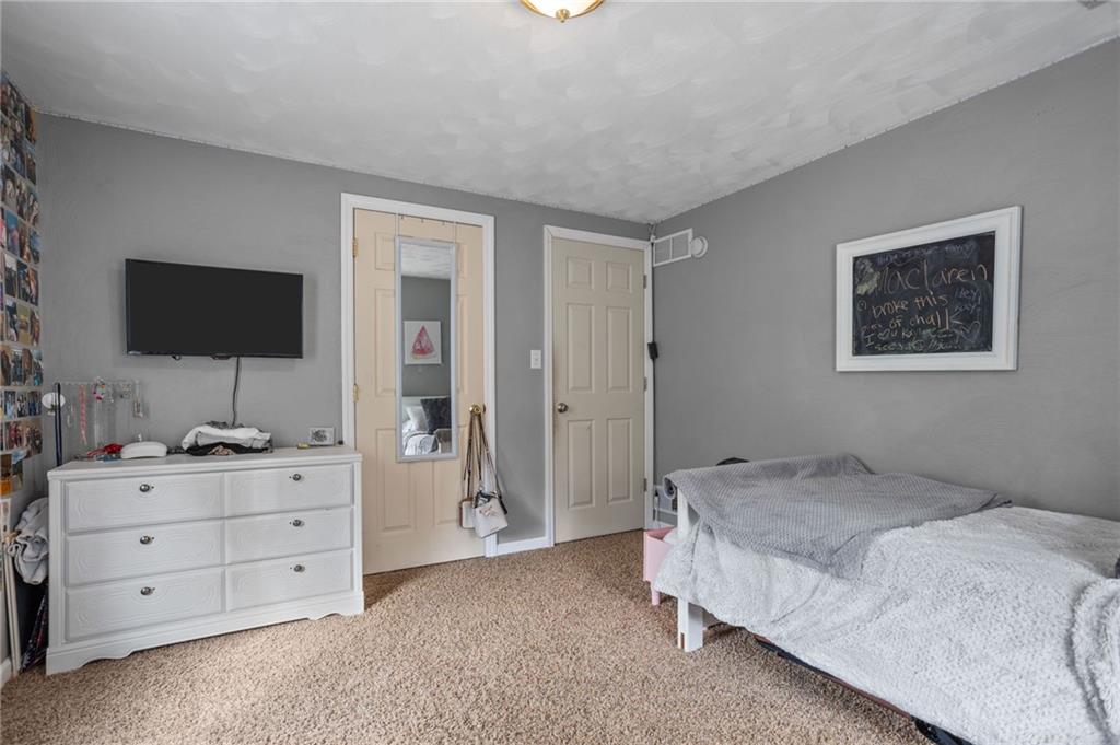 113 Evergreen Road Trafford, PA 15085 - Photo 9 of 30 Bed 2