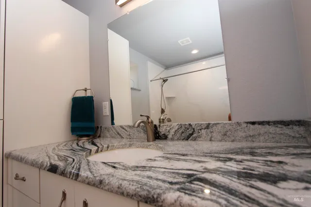 $657,000 | 3350 Clemans Road, Clarkston, WA 99403