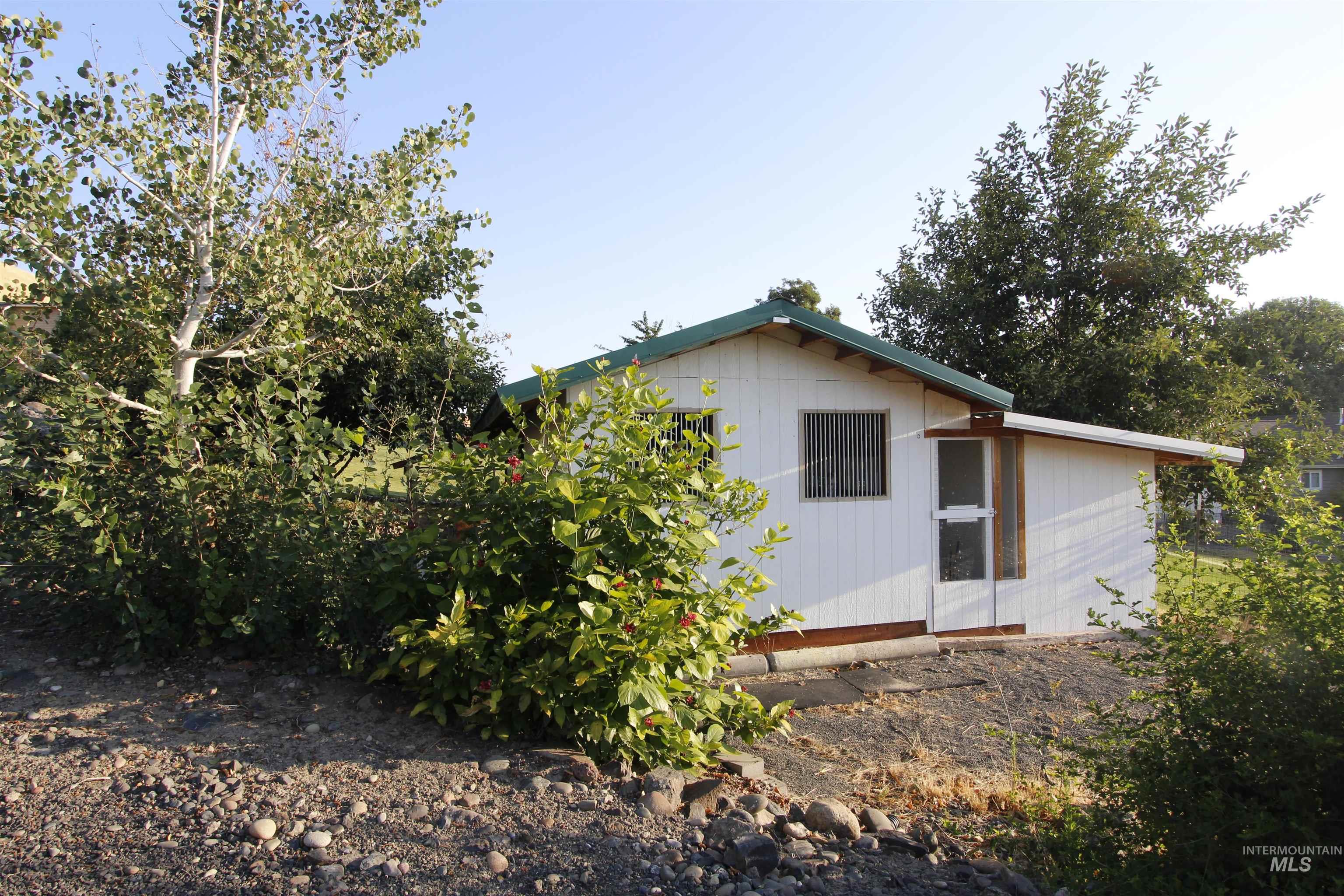 3350 Clemans Road Clarkston, WA 99403 - Photo 42 of 50 View of home's exterior