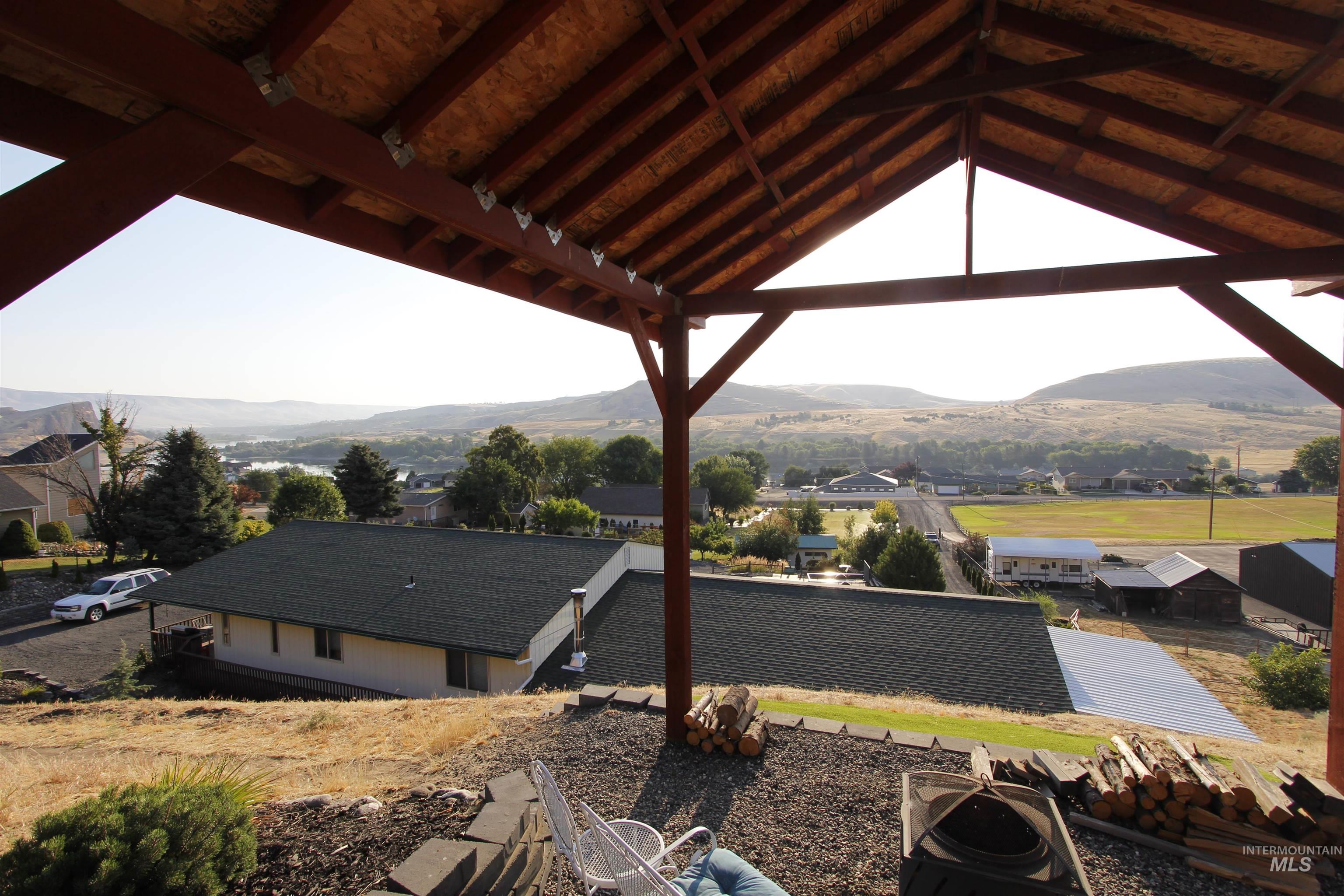 3350 Clemans Road Clarkston, WA 99403 - Photo 6 of 50 Mountain view