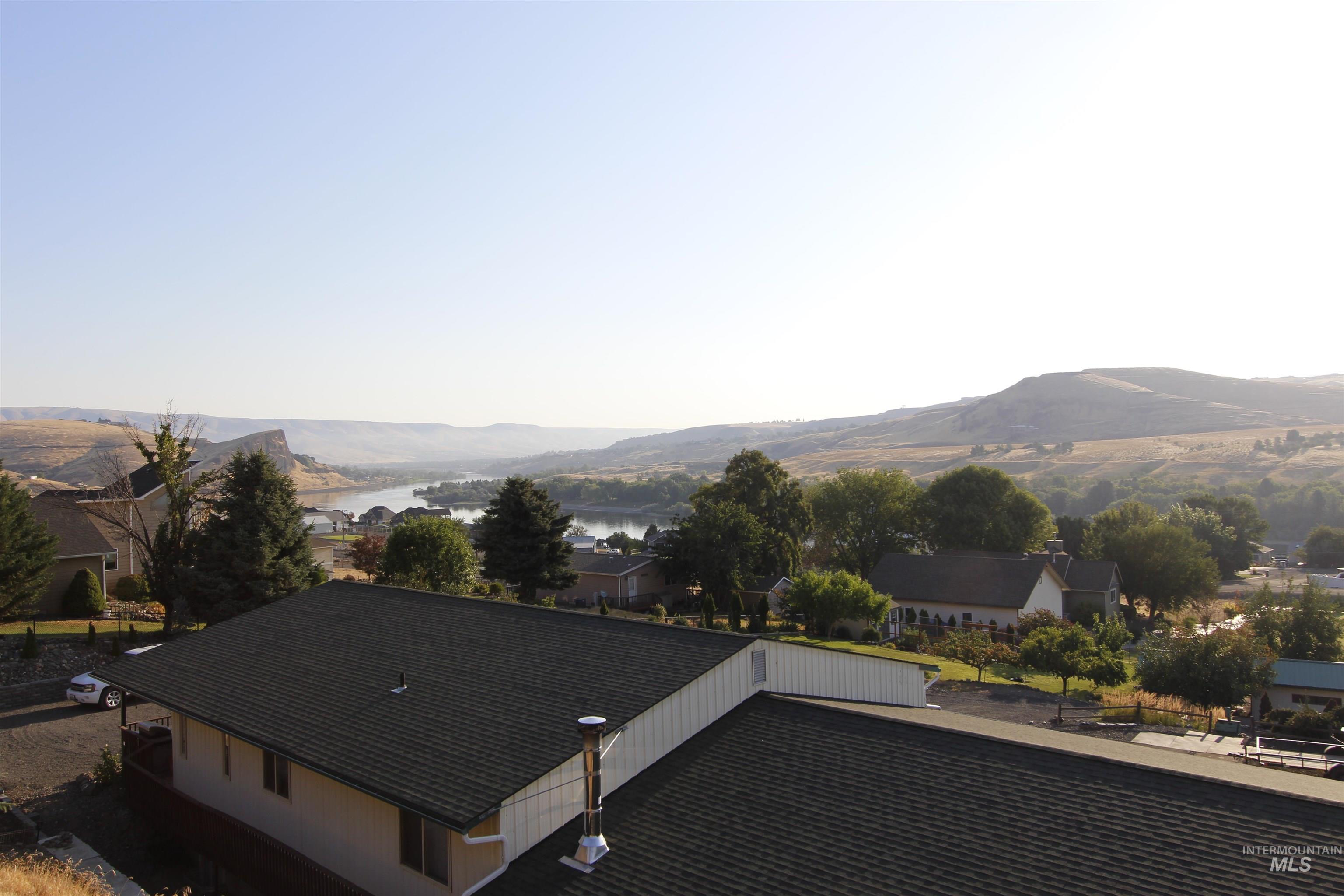 3350 Clemans Road Clarkston, WA 99403 - Photo 7 of 50 Mountain view featuring a large body of water