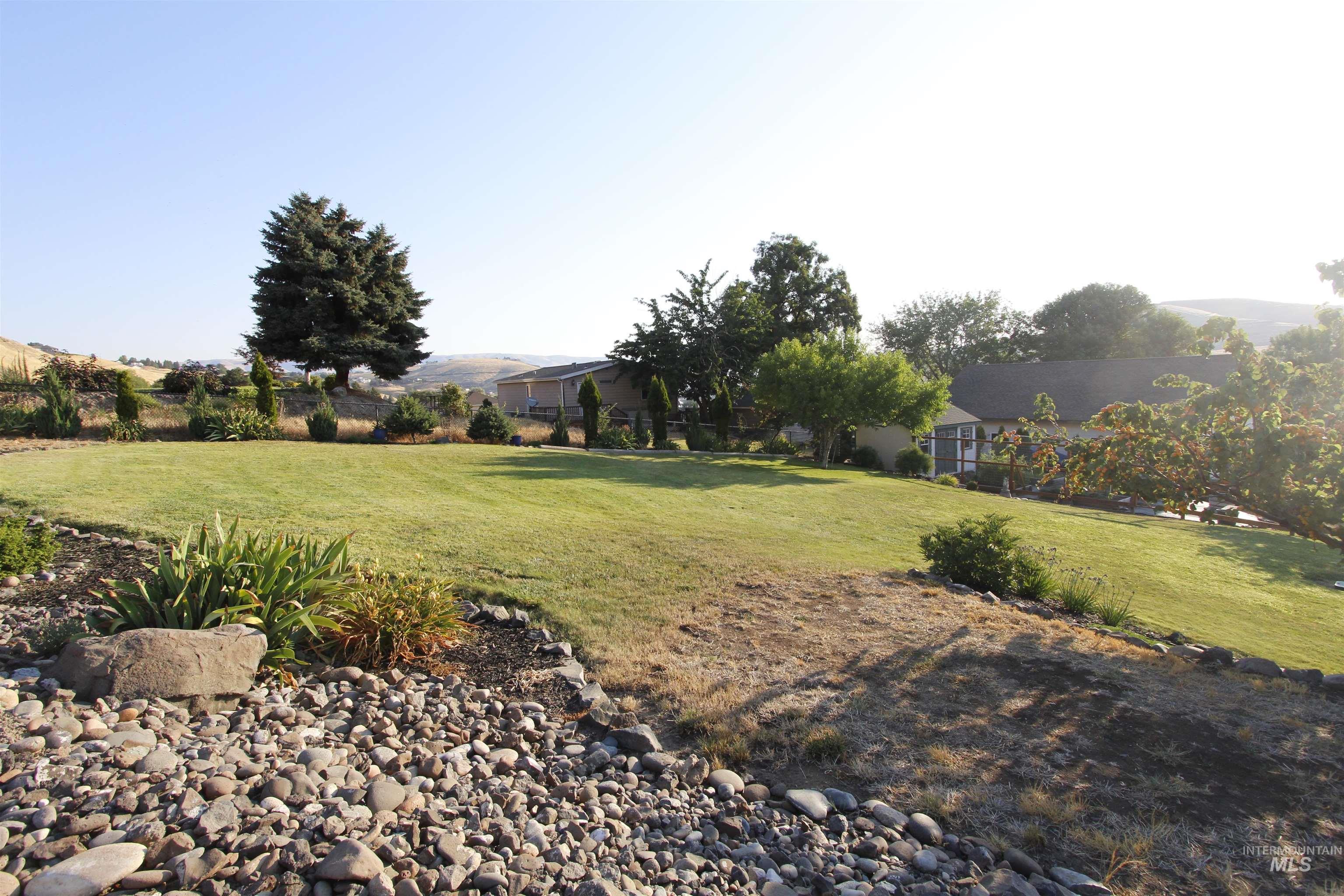 3350 Clemans Road Clarkston, WA 99403 - Photo 10 of 50 View of yard with a mountain view
