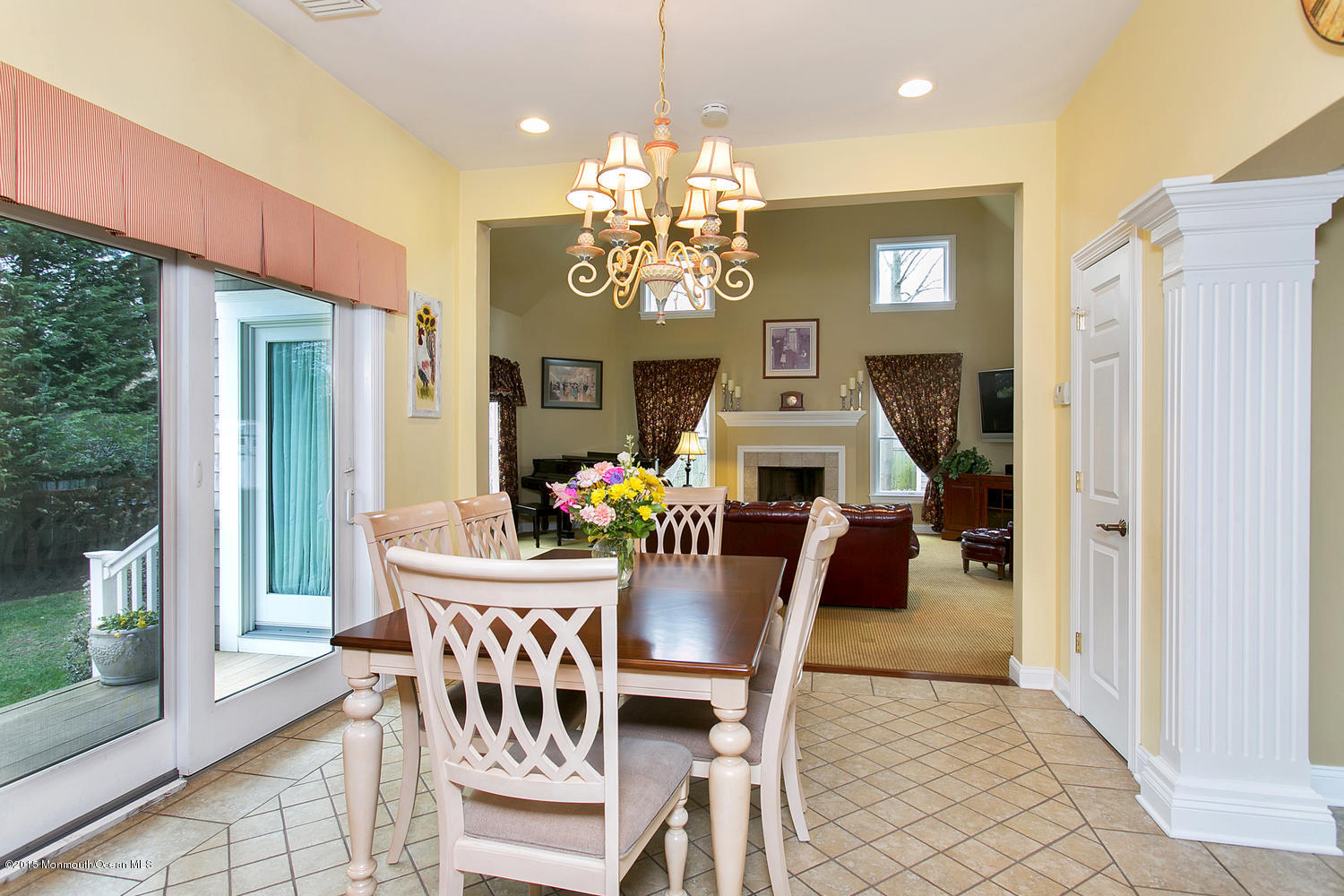 33 River Road Rumson, NJ 07760 - Photo 9 of 31 Charming Breakfast Area in Kitchen