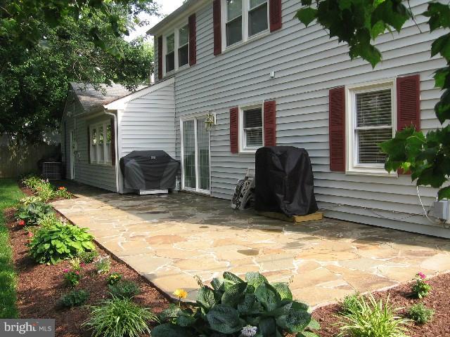 13206 Poplar Tree Road Fairfax, VA 22033 - Photo 23 of 24 Slate patio