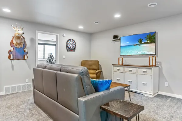 $689,000 | 2276 14th Street West, West Fargo, ND 58078