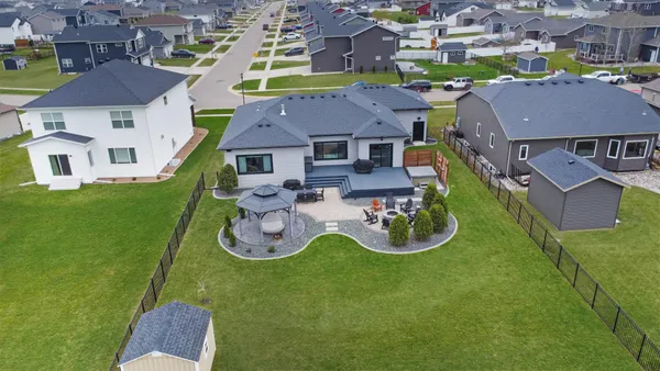 $689,000 | 2276 14th Street West, West Fargo, ND 58078