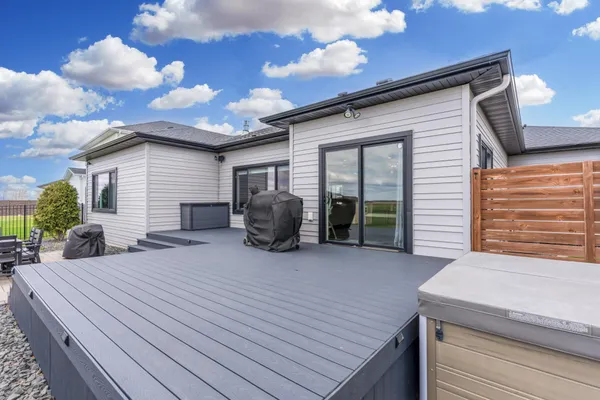 $689,000 | 2276 14th Street West, West Fargo, ND 58078