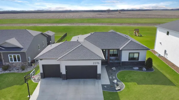 $689,000 | 2276 14th Street West, West Fargo, ND 58078