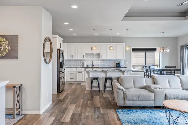 $689,000 | 2276 14th Street West, West Fargo, ND 58078