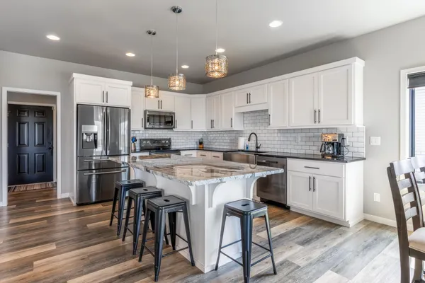 $689,000 | 2276 14th Street West, West Fargo, ND 58078