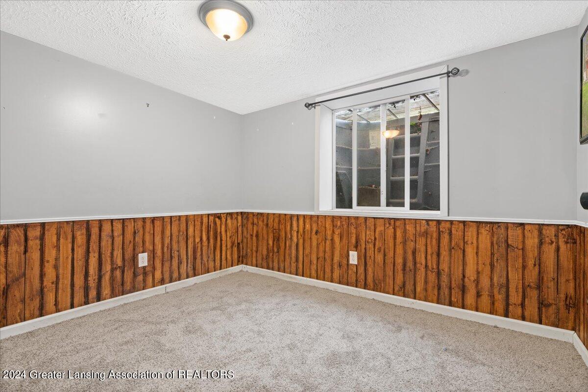 5597 Buckingham Road Haslett, MI 48840 - Photo 13 of 42 38-Media Jett-38
