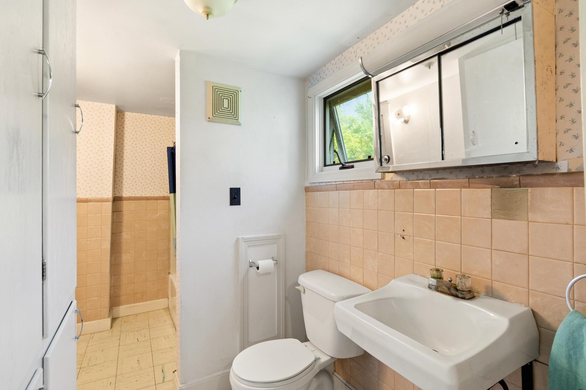 579 Crown Point Road Bridport, VT 05734 - Photo 24 of 60 Gallery Image 24