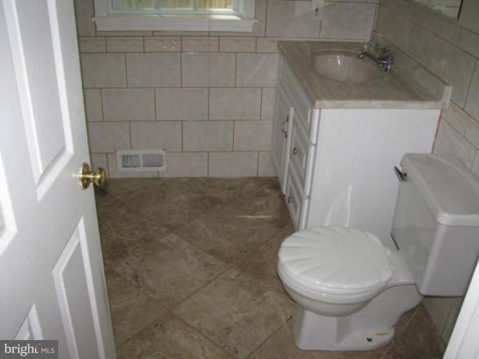 12350 Purcell Road Manassas, VA 20112 - Photo 15 of 18 Bath #1