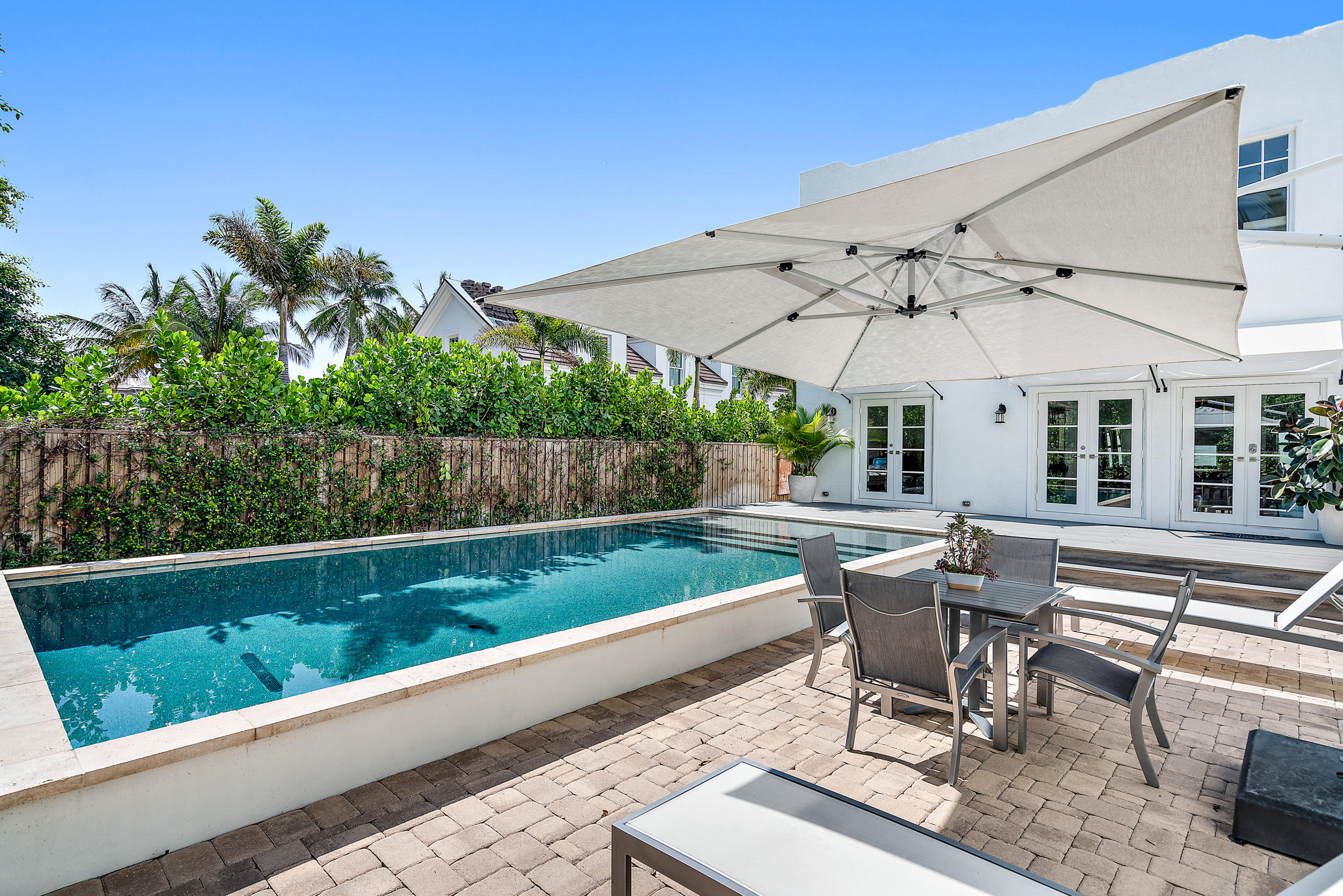 215 Pilgrim Road West Palm Beach, FL 33405 - Photo 26 of 31 215 Pilgrim Rd-18