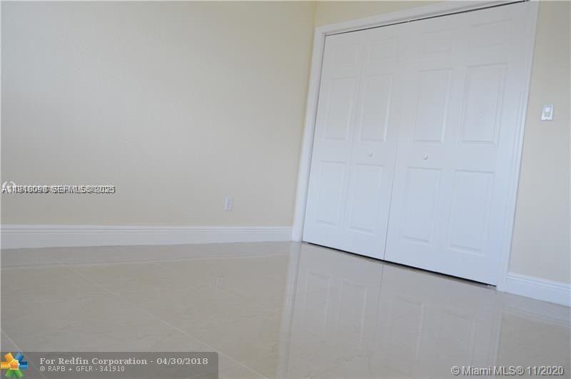 3265 Griffin Road, Unit 101 Dania Beach, FL 33312 - Photo 3 of 4 a view of a small space