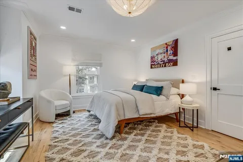 $1,900,000 | 27 Montclair Avenue, Montclair, NJ 07042