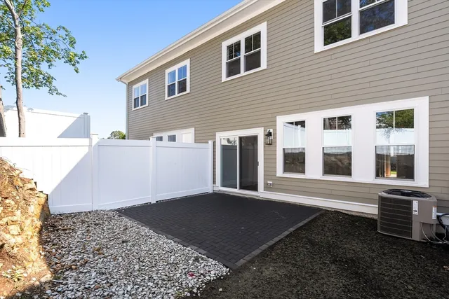 $745,000 | 19 Vine Street, Unit 3, Weymouth, MA 02188
