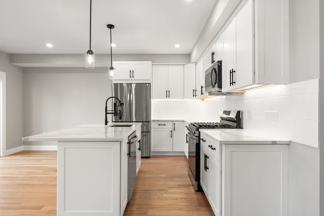 $745,000 | 19 Vine Street, Unit 3, Weymouth, MA 02188