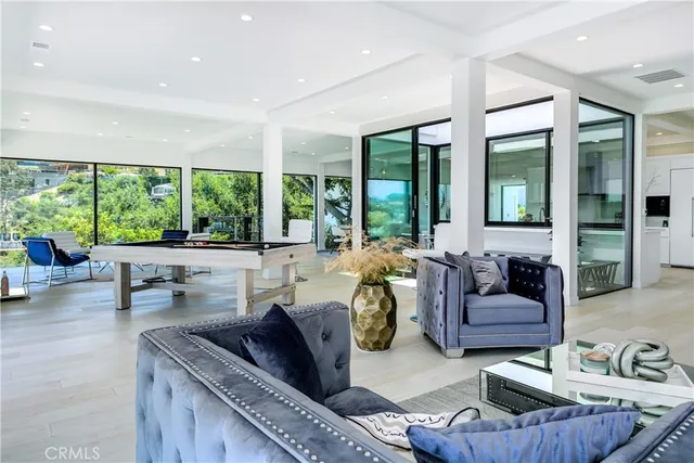 $25,000 | 9653 Highridge Drive, Beverly Hills, CA 90210