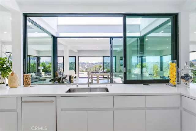 $25,000 | 9653 Highridge Drive, Beverly Hills, CA 90210