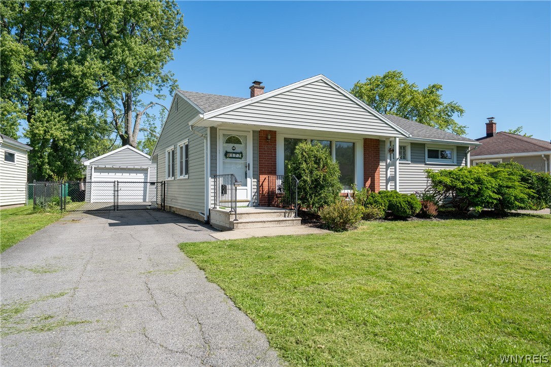 177 Bennington Road Amherst, NY 14226 - Photo 1 of 45